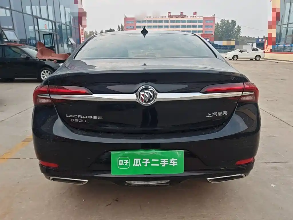 Buick LaCrosse — миниатюра 6