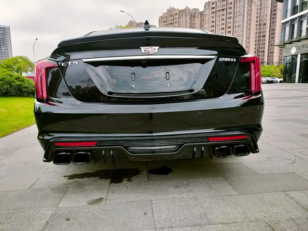 Cadillac CT5 — миниатюра 9