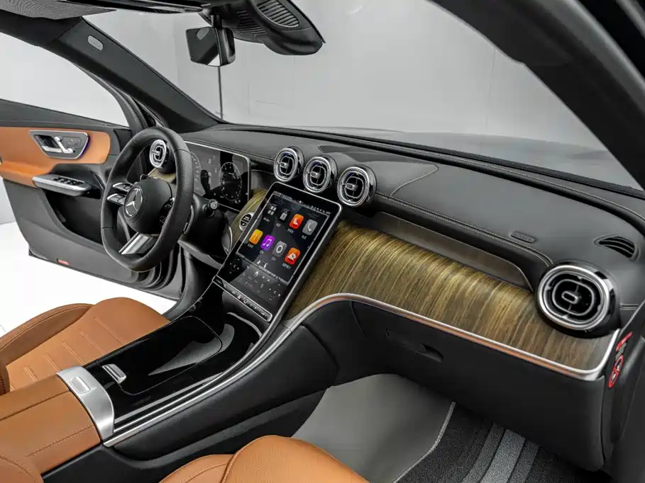 Mercedes-Benz GLC — миниатюра 22