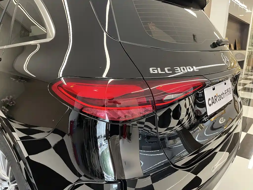 Mercedes-Benz GLC 2023 GLC 300 L 4MATIC 5 мест