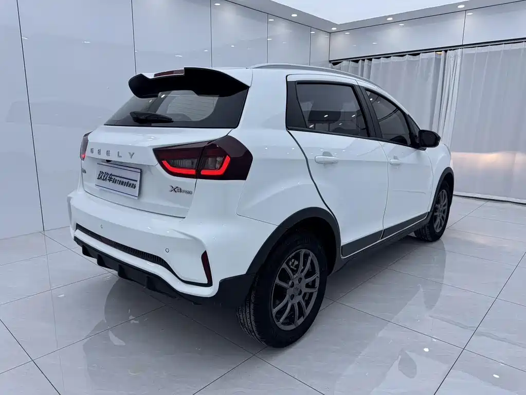 Geely Vision X3 — миниатюра 4