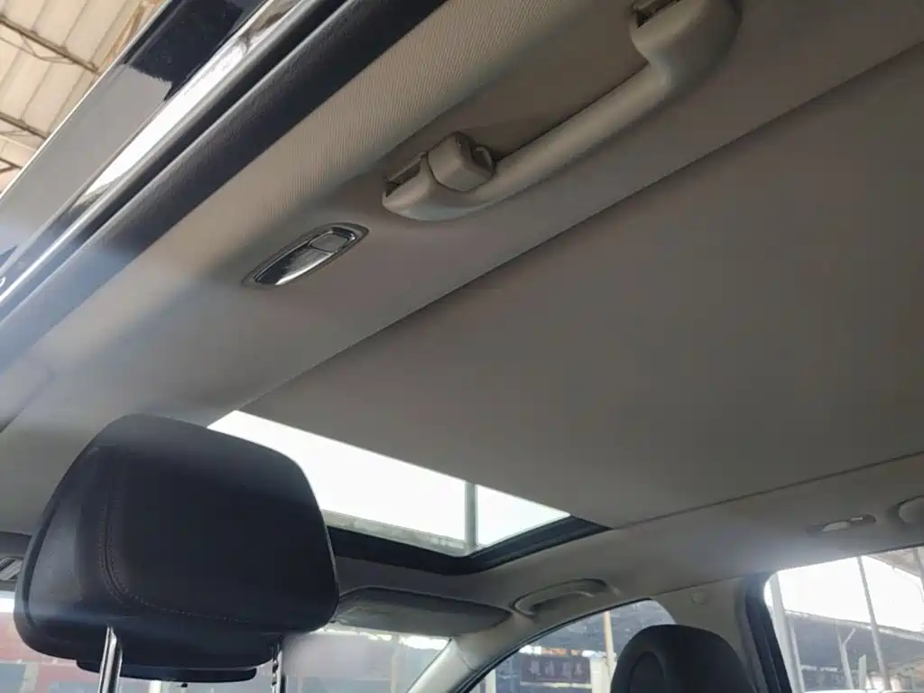 Kia Sorento — миниатюра 18