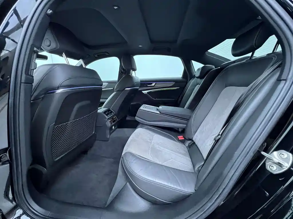 Audi A6L — миниатюра 8