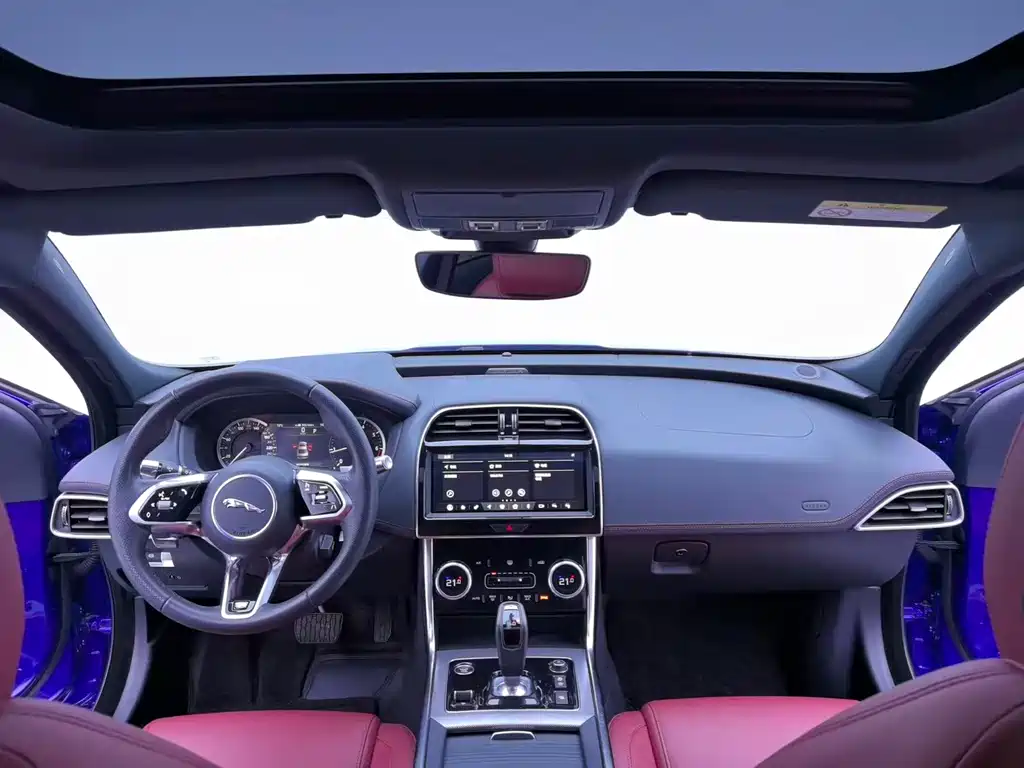 Jaguar XEL 2021 2.0T 200PS R-DYNAMIC Sport