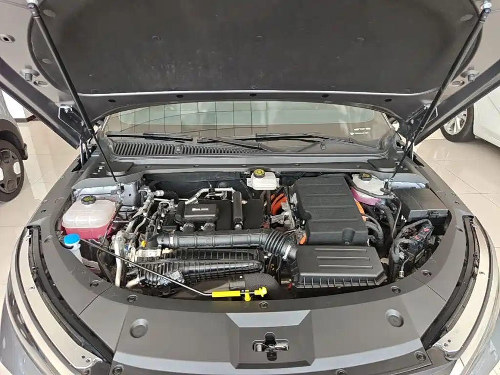 BYD Qin L — миниатюра 20