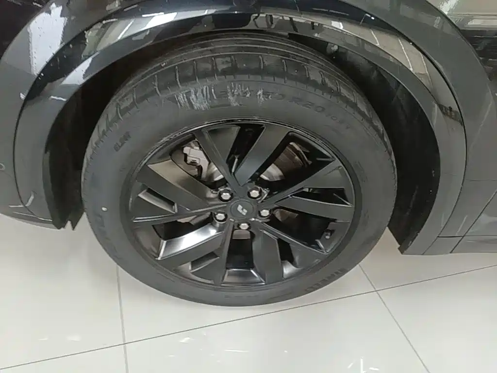 Li Auto Li L7 — миниатюра 23
