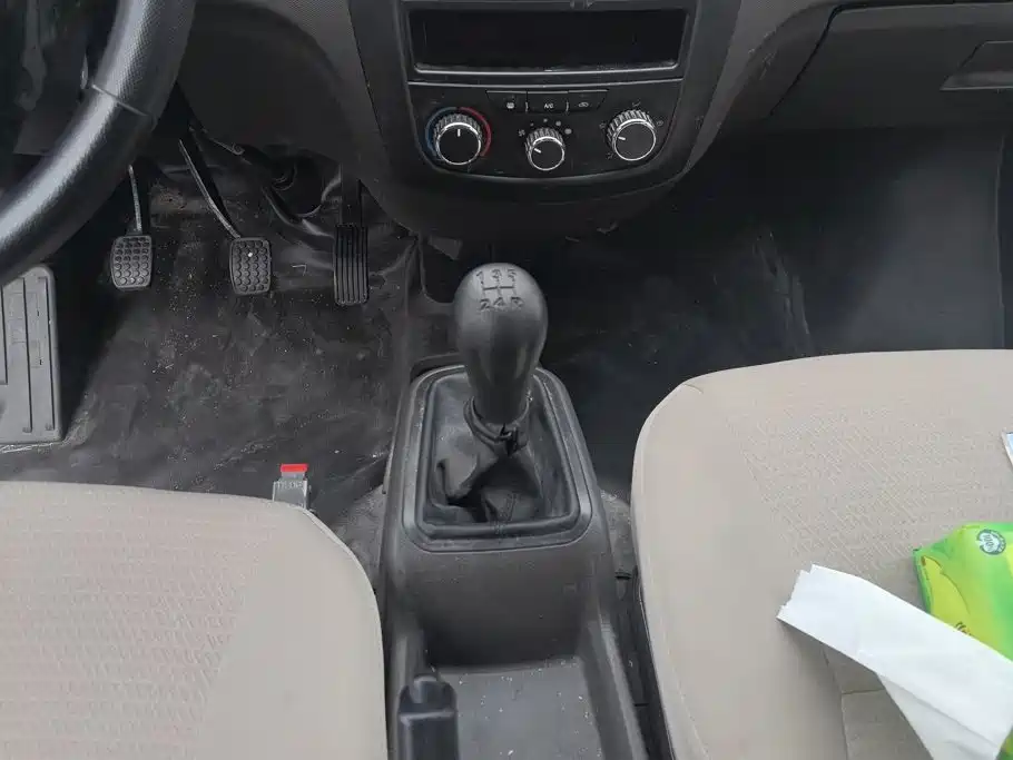 Wuling Rongguang S — миниатюра 16