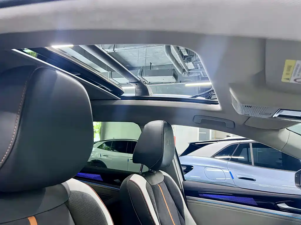 Volkswagen ID.6 CROZZ 2022 PRO