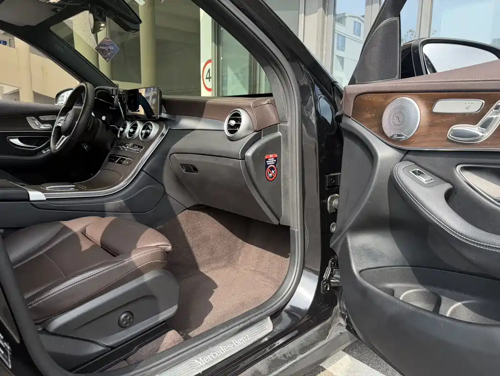 Mercedes-Benz GLC — миниатюра 6