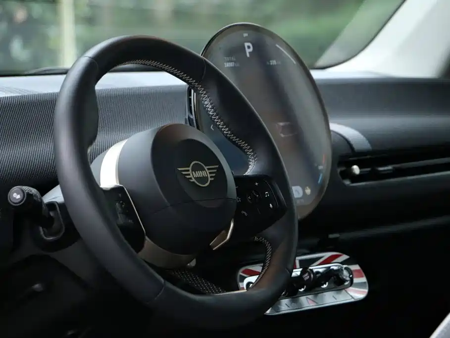 MINI MINI COOPER EV — миниатюра 10