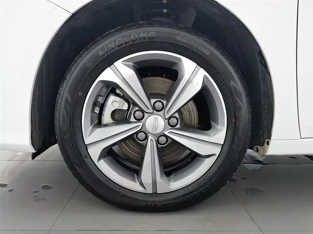 GEELY AUTOMOBILE EMGRAND L HIP