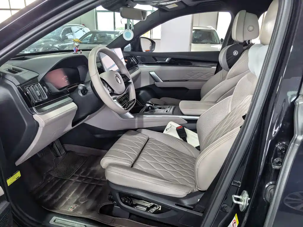 BYD Tang New Energy — миниатюра 4