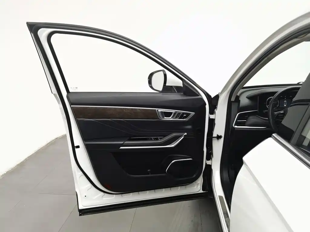 Bestune T99 — миниатюра 8