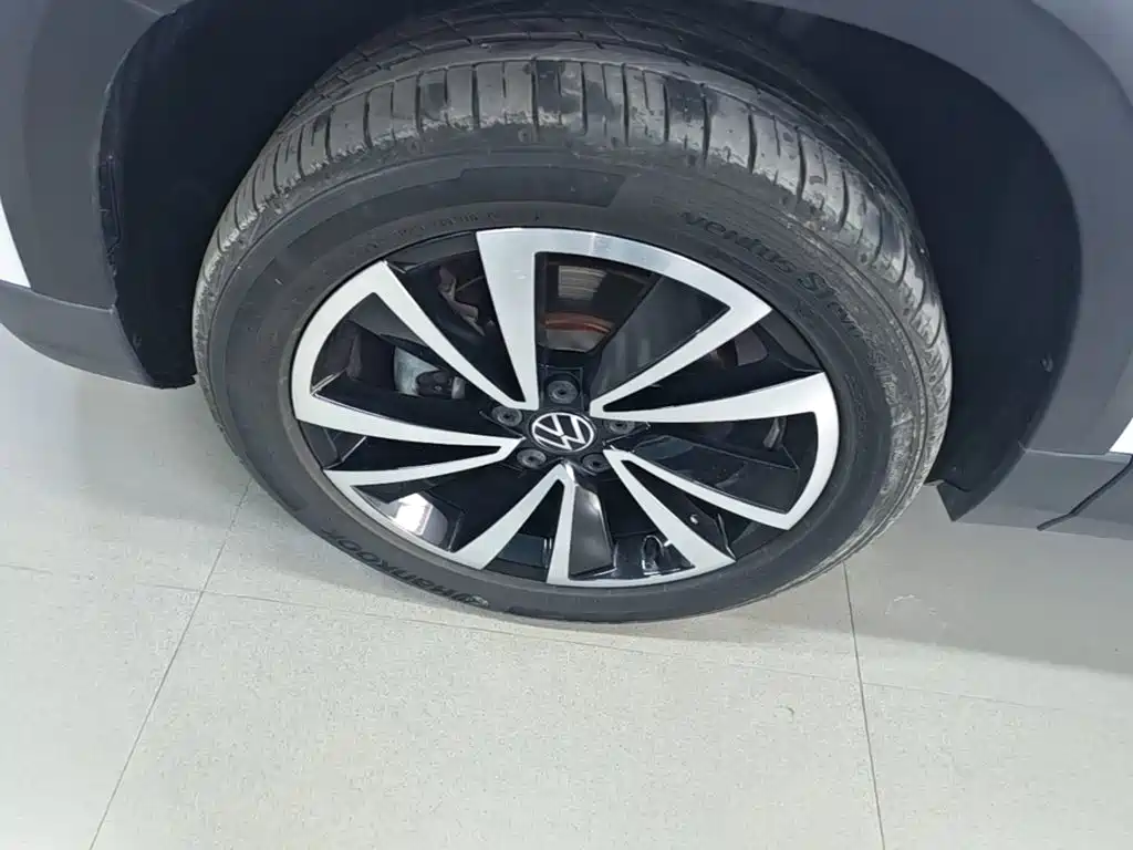 Volkswagen Tharu — миниатюра 23