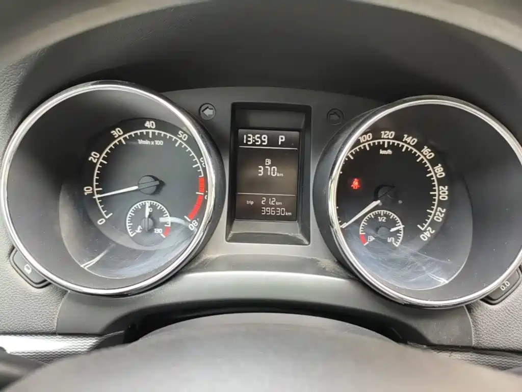 Skoda Yeti — миниатюра 12