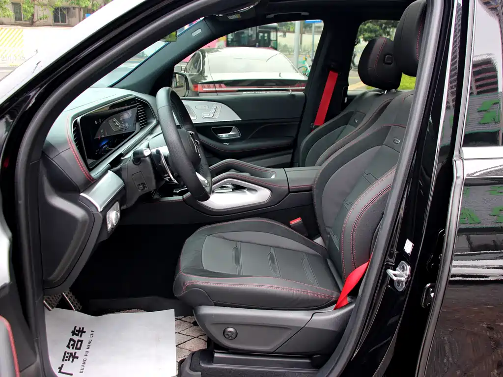 MERCEDES-BENZ GLE AMG