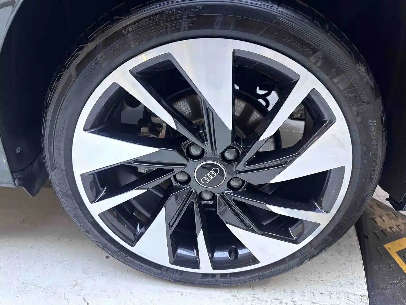 Audi A3 id 4669203 из Китая 14