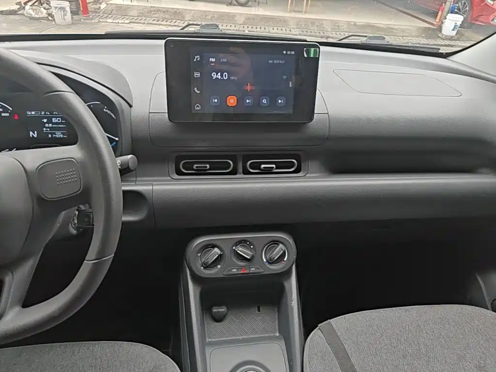 Wuling Hongguang EV — миниатюра 13
