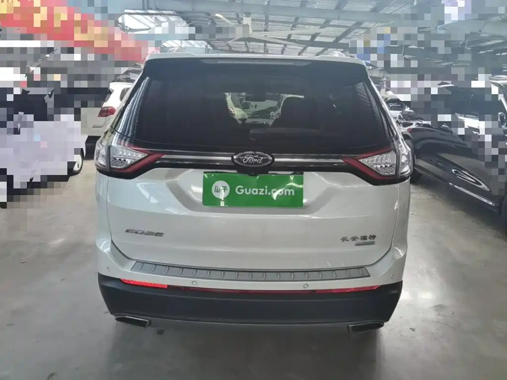 Ford Edge — миниатюра 6