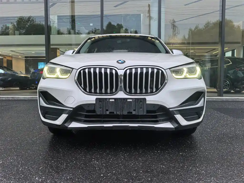 BMW X1 2022 sDrive25Li Lead