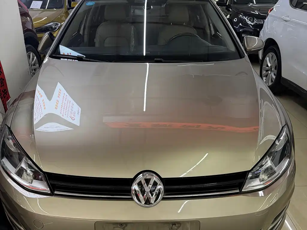 Volkswagen Golf 2016 230TSI AT Luxury
