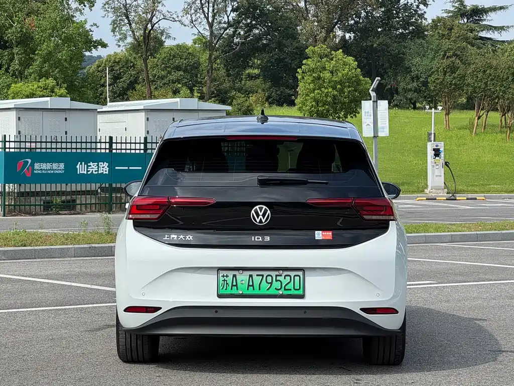 Volkswagen ID.3 — миниатюра 15