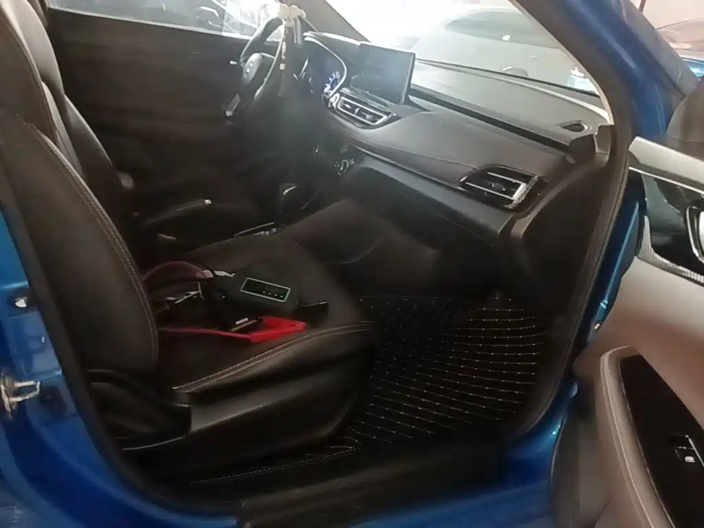 Changan Eado DT — миниатюра 25