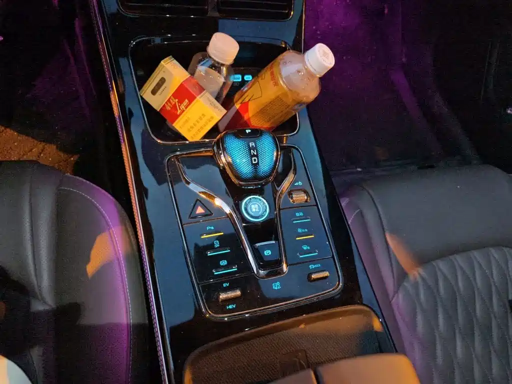 BYD Han — миниатюра 15