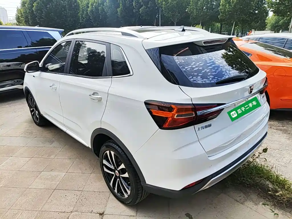 Roewe RX3 — миниатюра 5