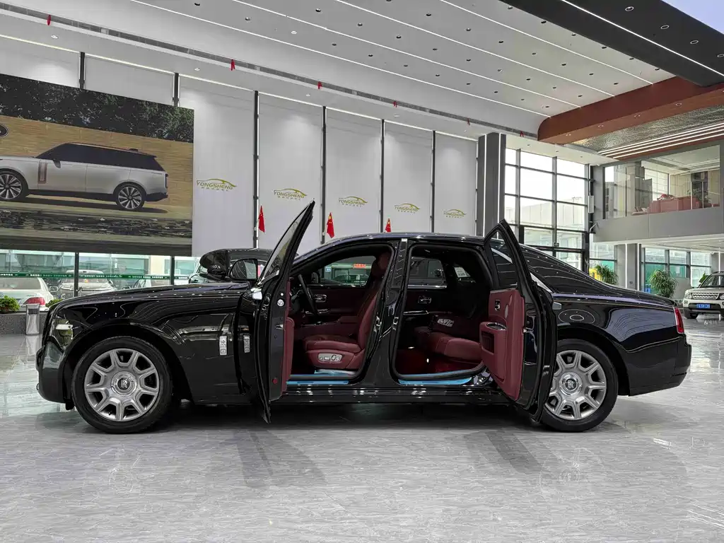 Rolls-Royce Ghost — миниатюра 7