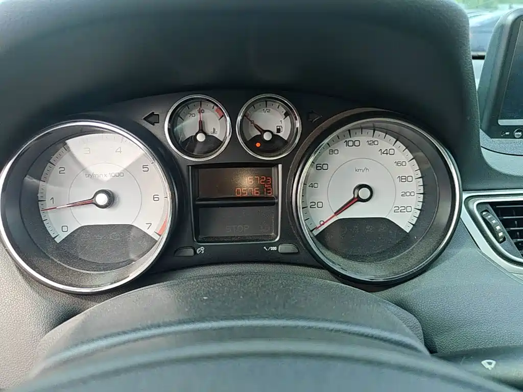 Peugeot 308 — миниатюра 16