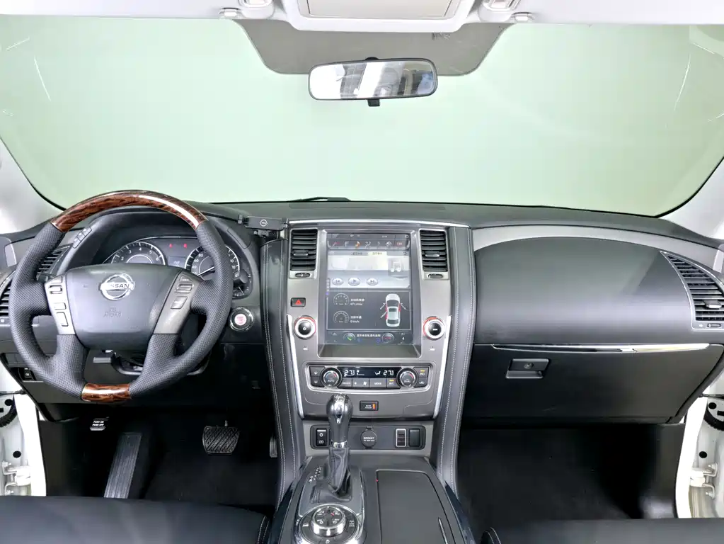 Nissan Patrol 2018 4.0L