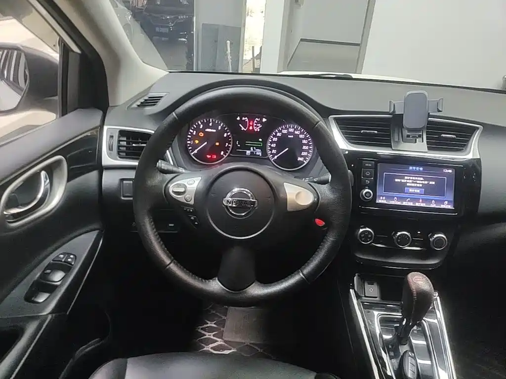 Nissan Sylphy — миниатюра 11