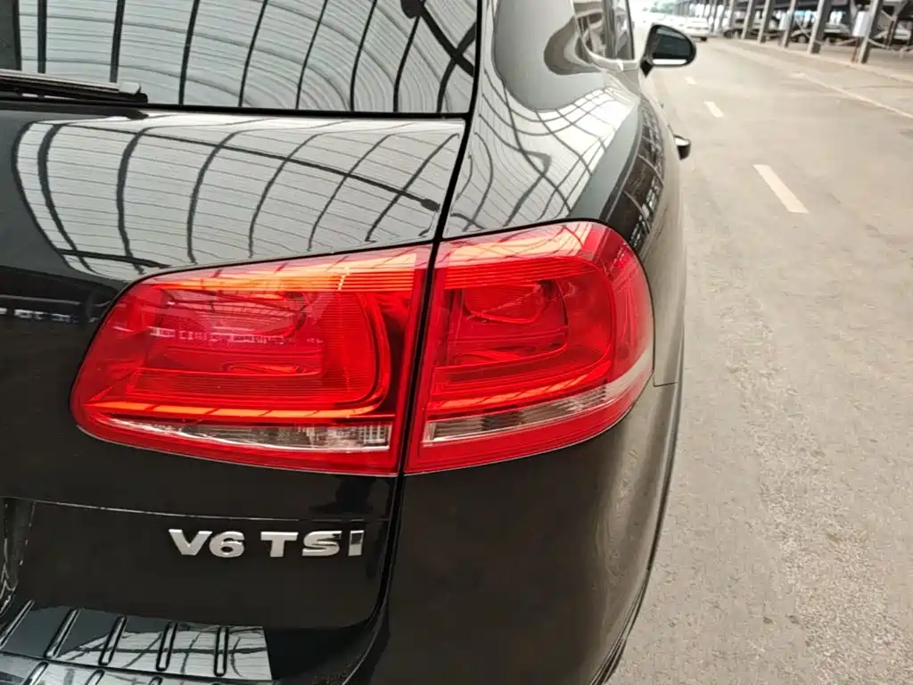 Volkswagen Touareg — миниатюра 8