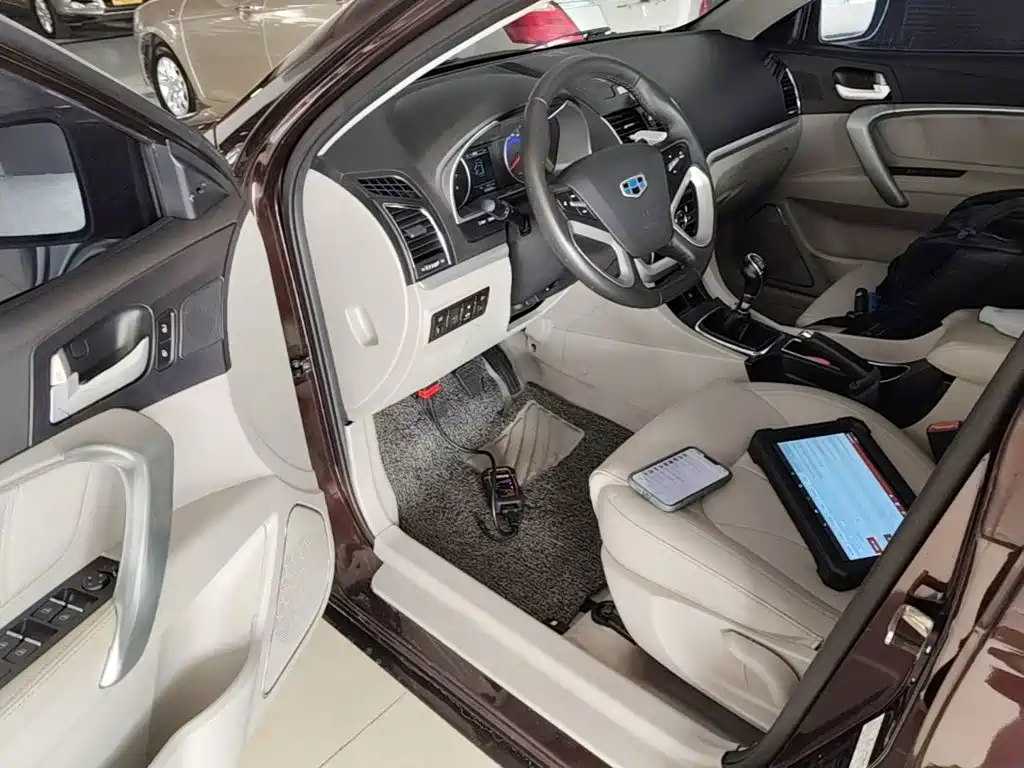 Geely Emgrand — миниатюра 16