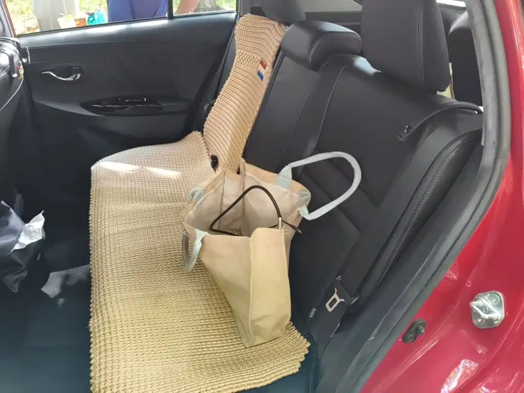 Toyota Yaris L — миниатюра 15