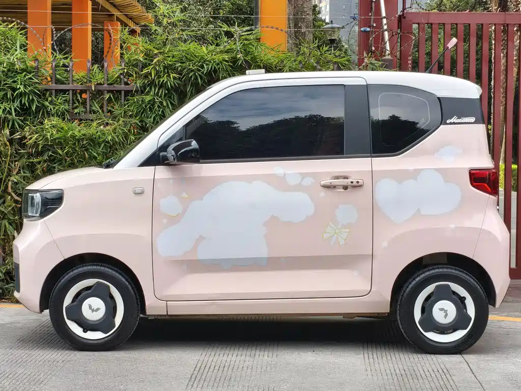 Wuling MINIEV — миниатюра 3