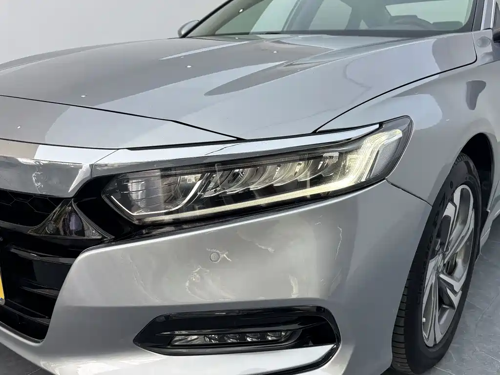 Honda Accord — миниатюра 15
