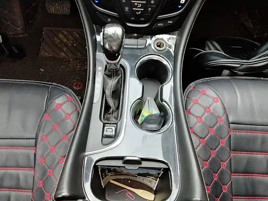 Buick Envision Plus — миниатюра 14