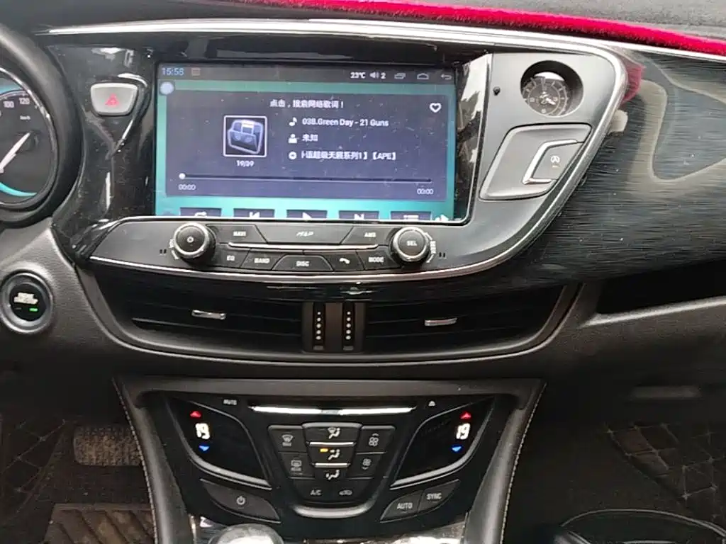 Buick Envision Plus — миниатюра 13