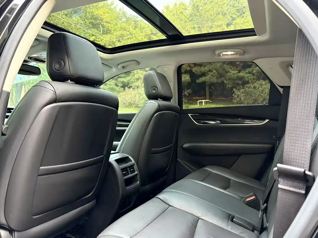 Cadillac XT5 — миниатюра 12