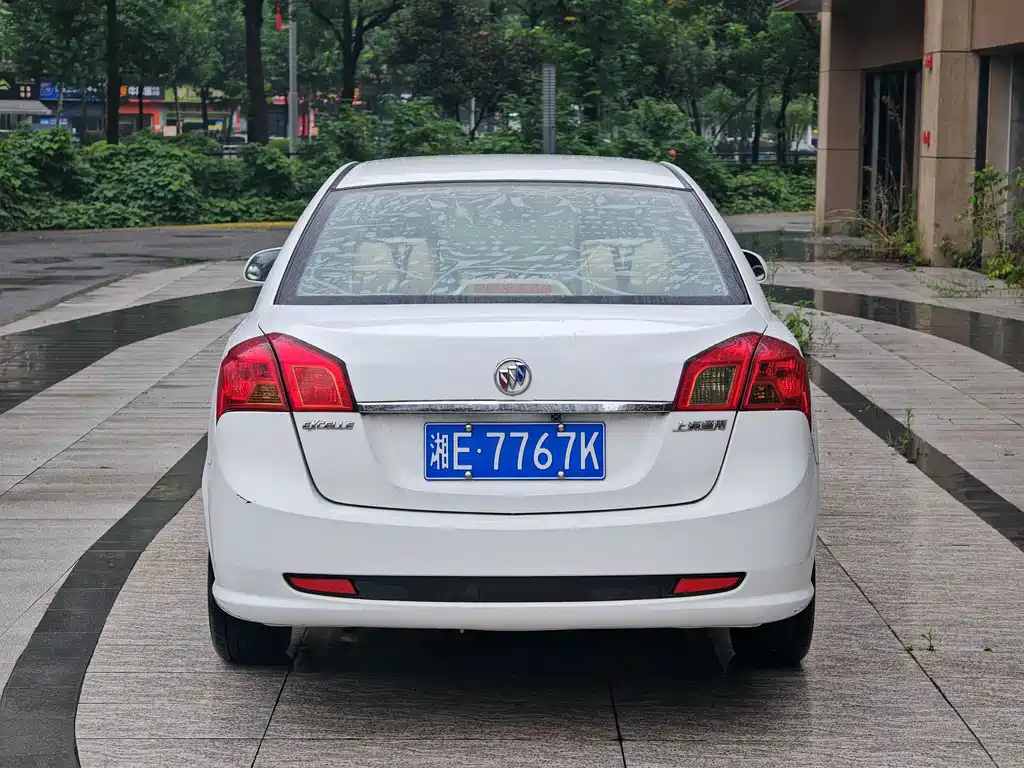 Buick Excelle — миниатюра 8