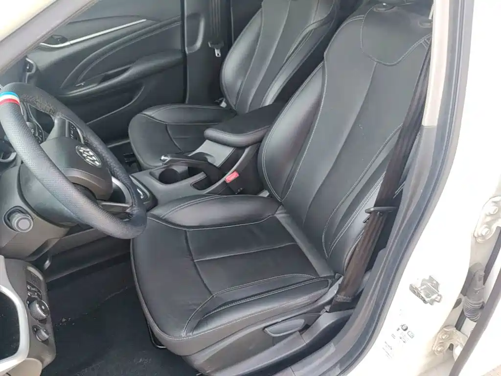 Buick Excelle — миниатюра 15