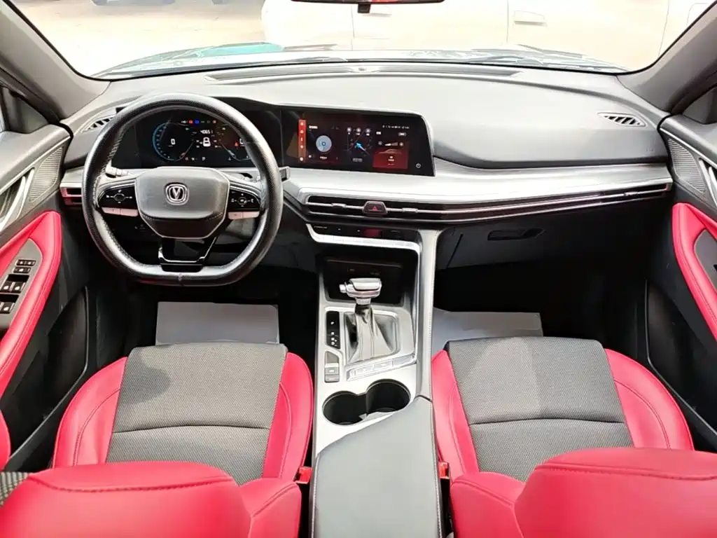 Changan CS35PLUS — миниатюра 10