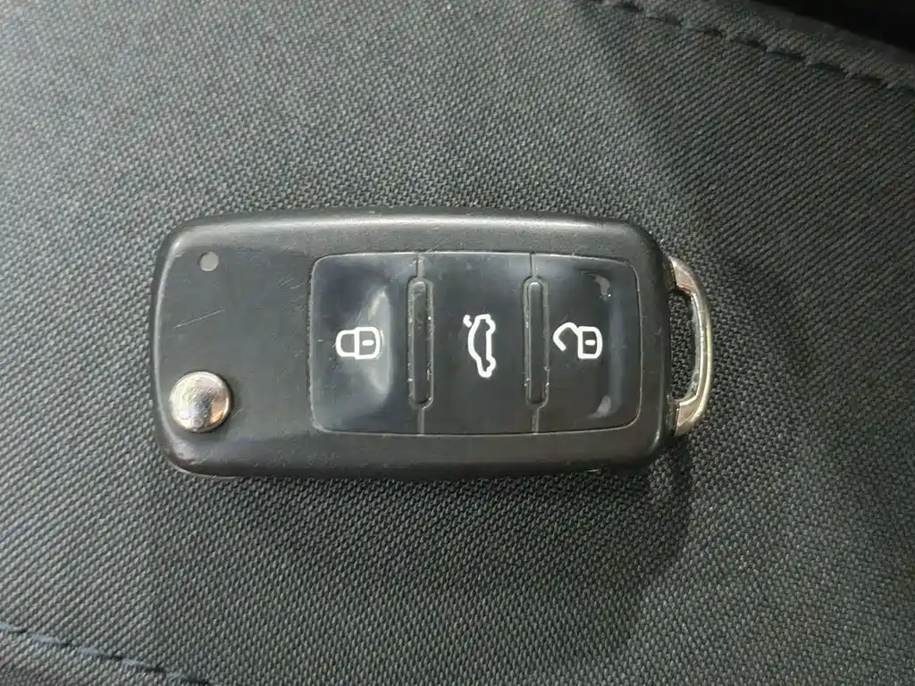Volkswagen Lavida — миниатюра 9