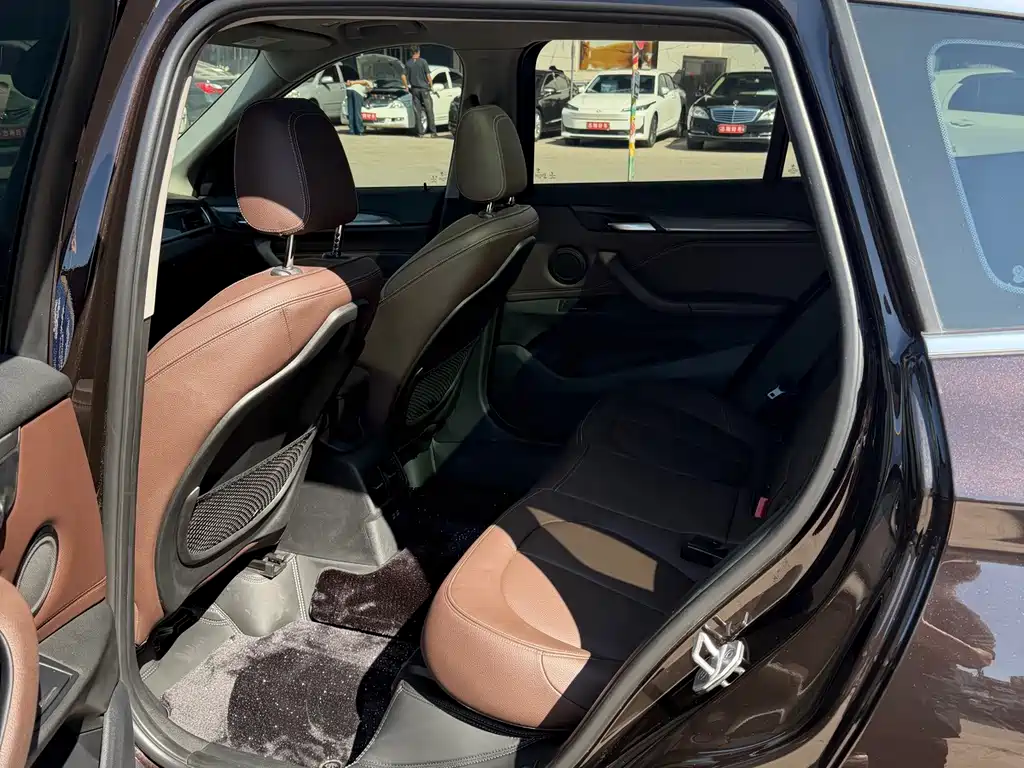 BMW X1 — миниатюра 7