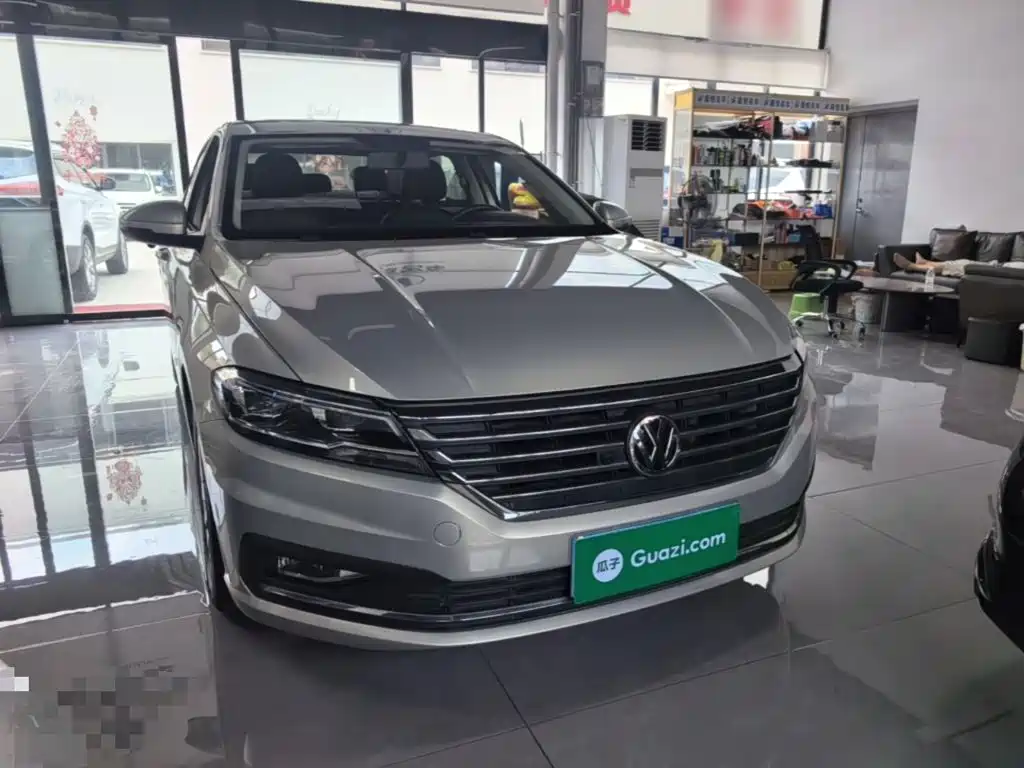Volkswagen Lavida — миниатюра 4