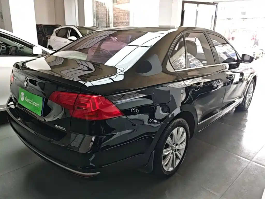 Volkswagen Bora — миниатюра 7