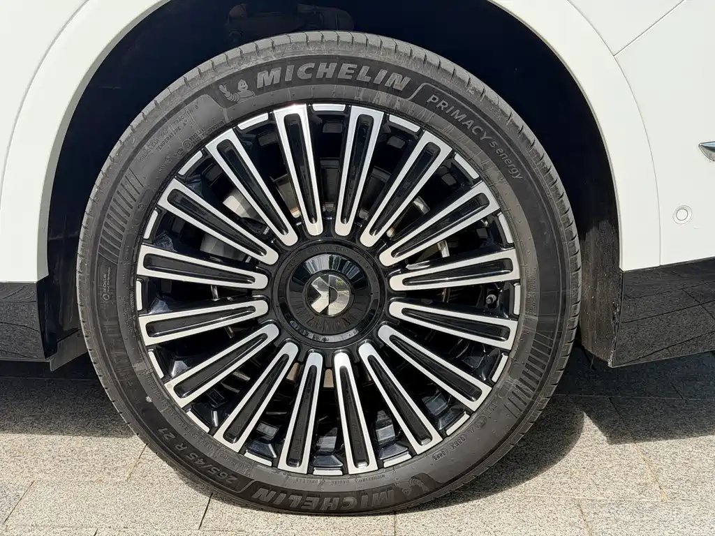 NIO ES8 — миниатюра 7