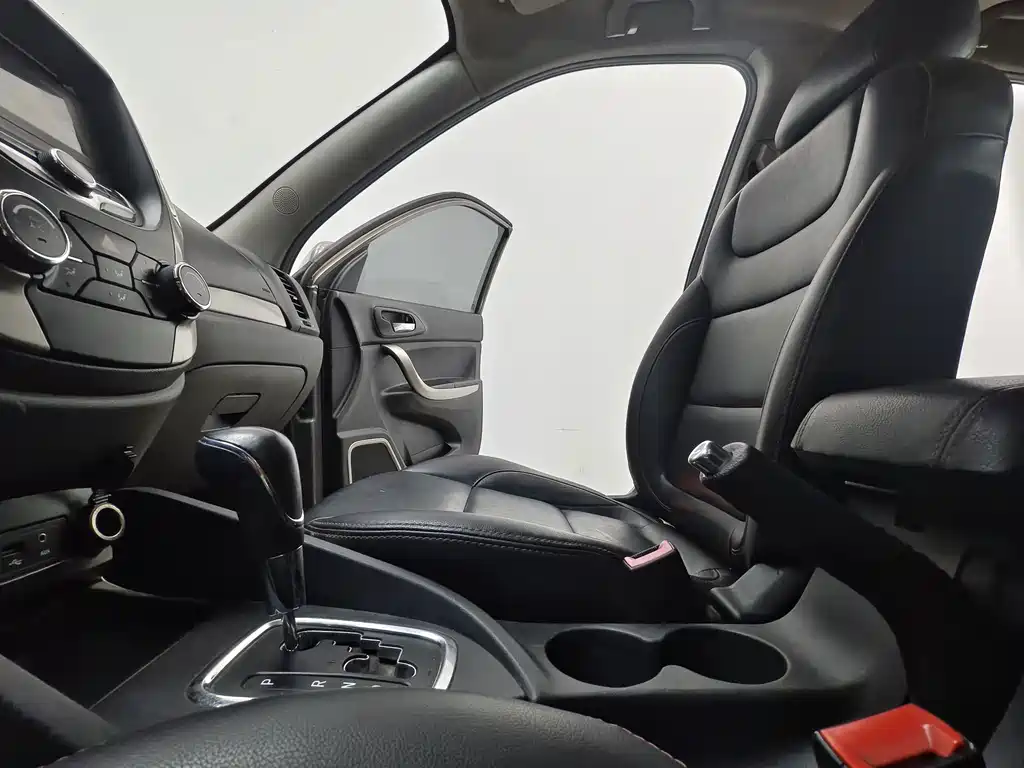 Changan CS35 — миниатюра 12